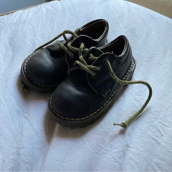Childen’s Dr. Martens Oxfords - Picture 6 of 7